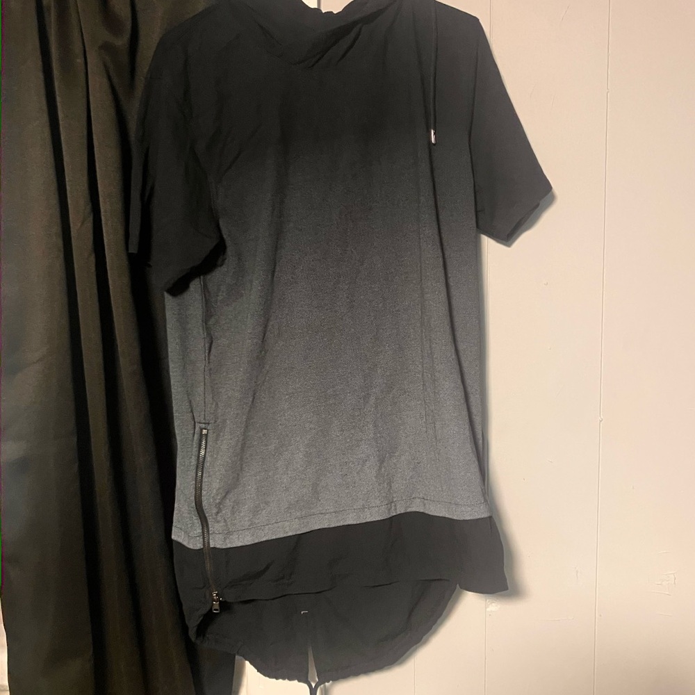 Black and Gray Ombre Short Sleeve Hoodie